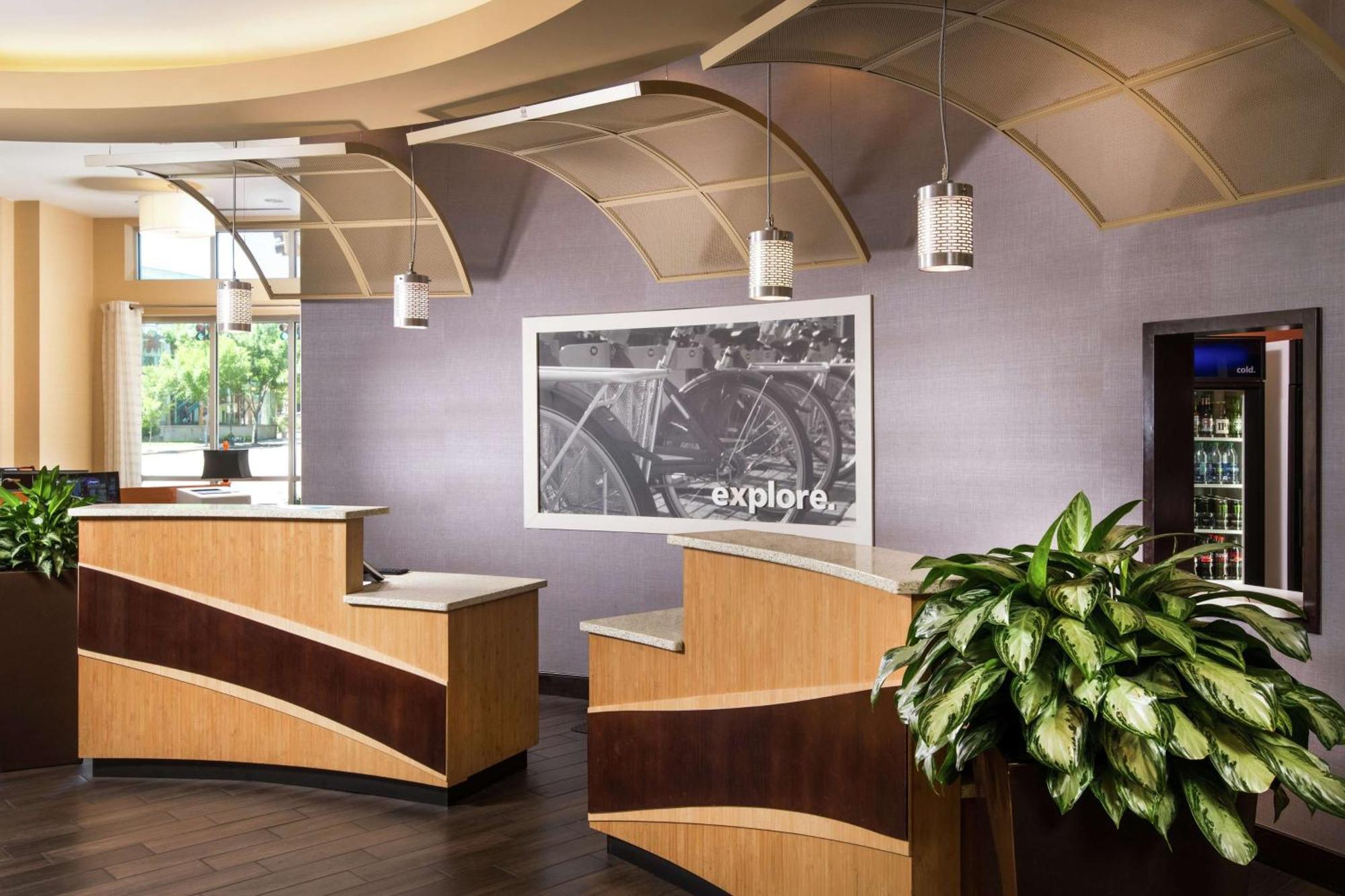 Hampton & Downtown Hotel Chattanooga