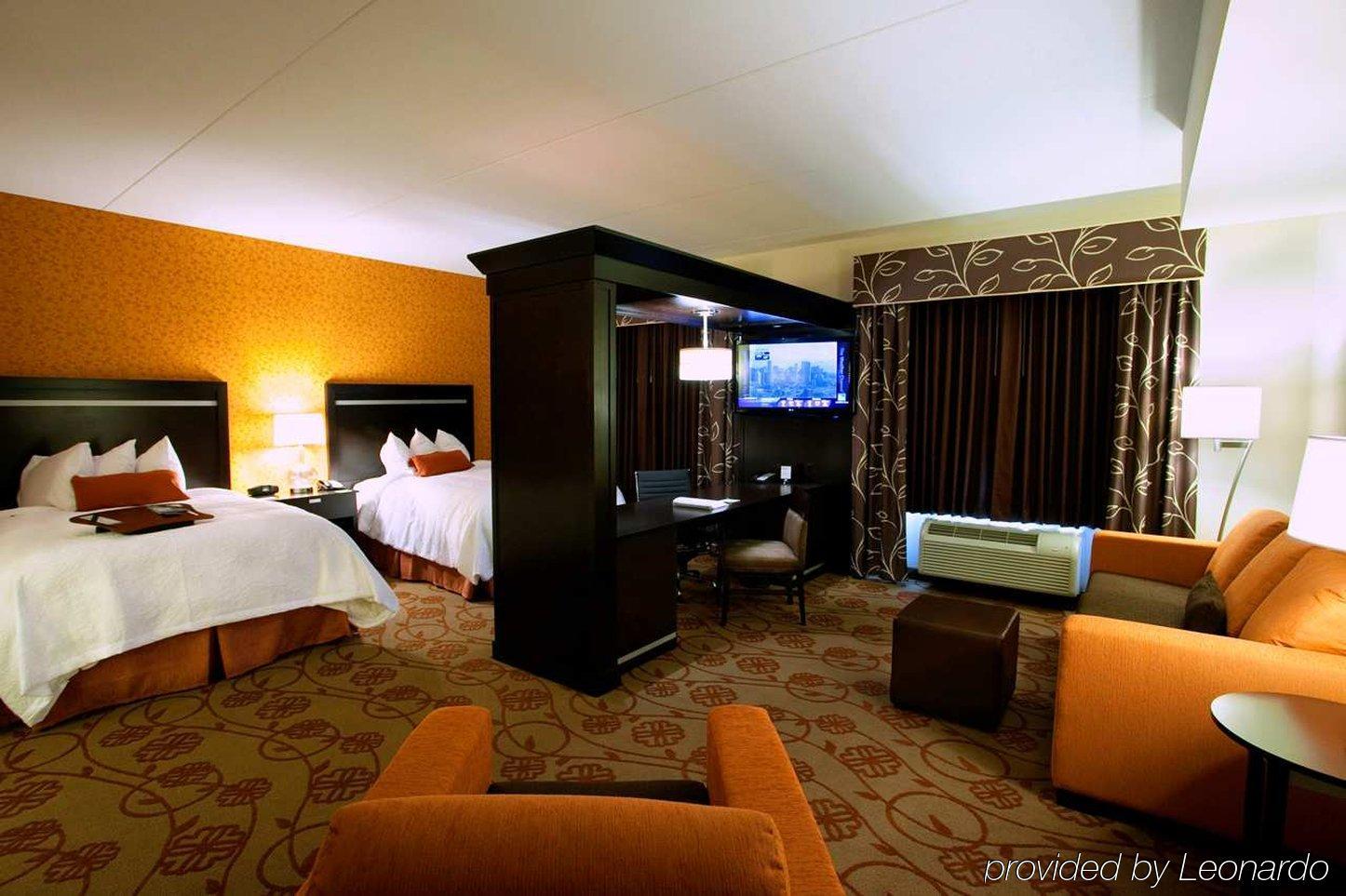 Hotel Hampton & Downtown
